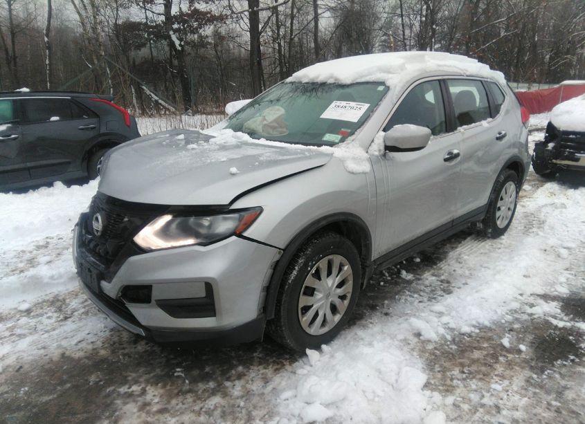 Photo 2 of 2017 Nissan Rogue S (VIN JN8AT2MV5HW250473)