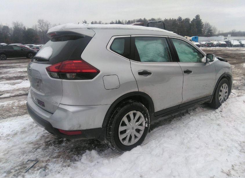 Photo 4 of 2017 Nissan Rogue S (VIN JN8AT2MV5HW250473)