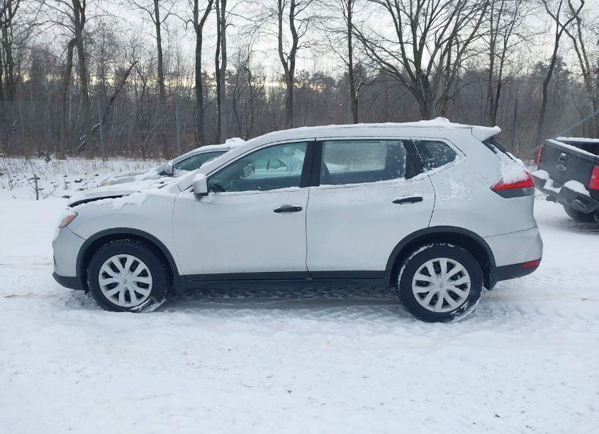 Photo 14 of 2017 Nissan Rogue S (VIN JN8AT2MV5HW264437)