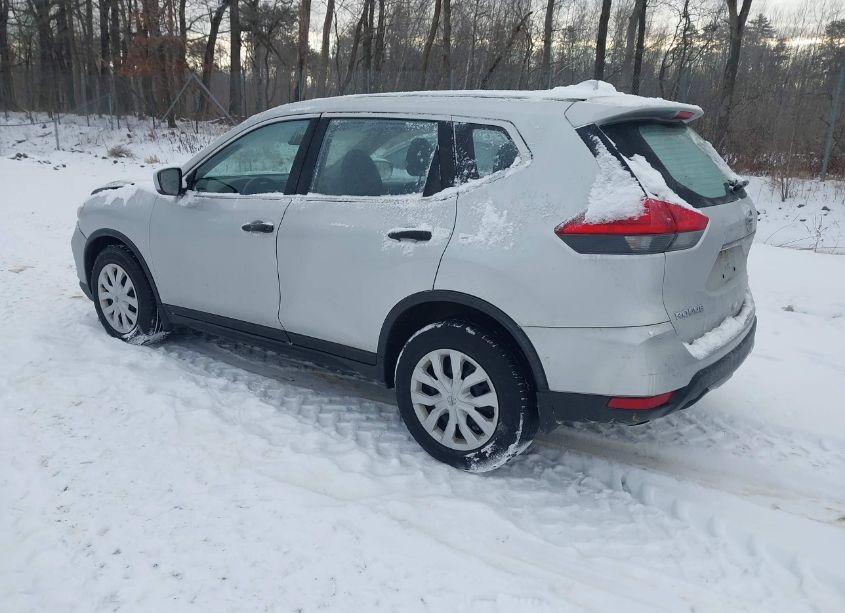 Photo 3 of 2017 Nissan Rogue S (VIN JN8AT2MV5HW264437)