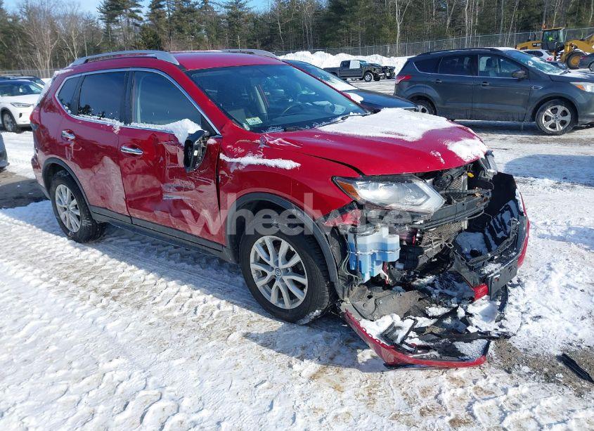 2017 Nissan Rogue SV (VIN JN8AT2MV5HW268147) main photo