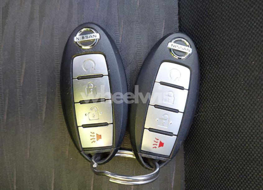 Photo 11 of 2017 Nissan Rogue SV (VIN JN8AT2MV5HW268147)