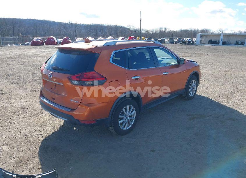 Photo 4 of 2017 Nissan Rogue SV (VIN JN8AT2MV5HW269072)