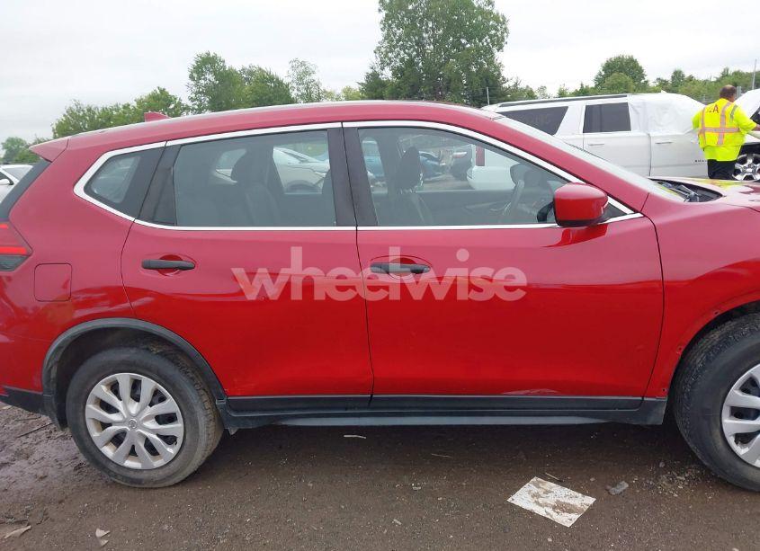 Photo 14 of 2017 Nissan Rogue S (VIN JN8AT2MV5HW269198)