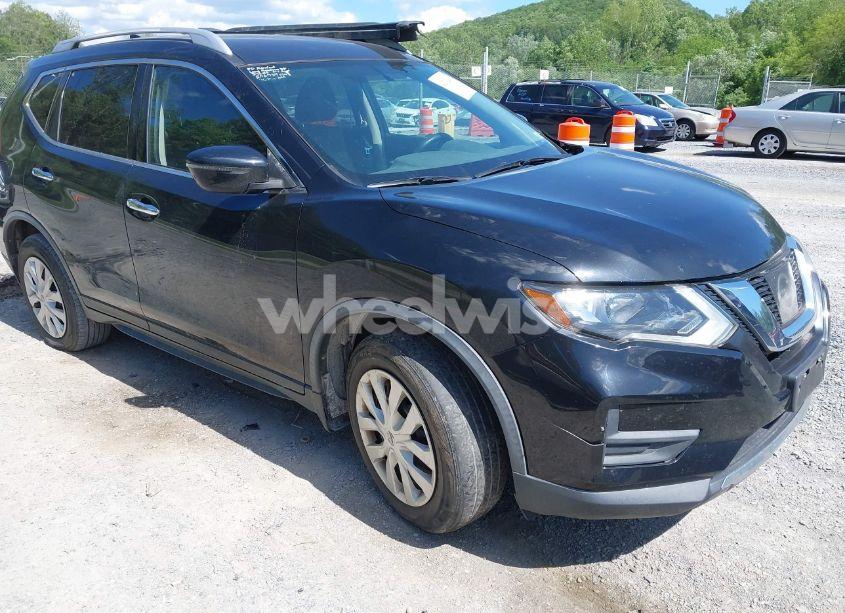 2017 Nissan Rogue S (VIN JN8AT2MV5HW276734) main photo
