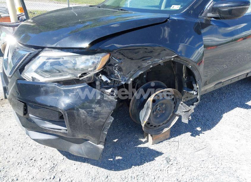 Photo 6 of 2017 Nissan Rogue S (VIN JN8AT2MV5HW276734)