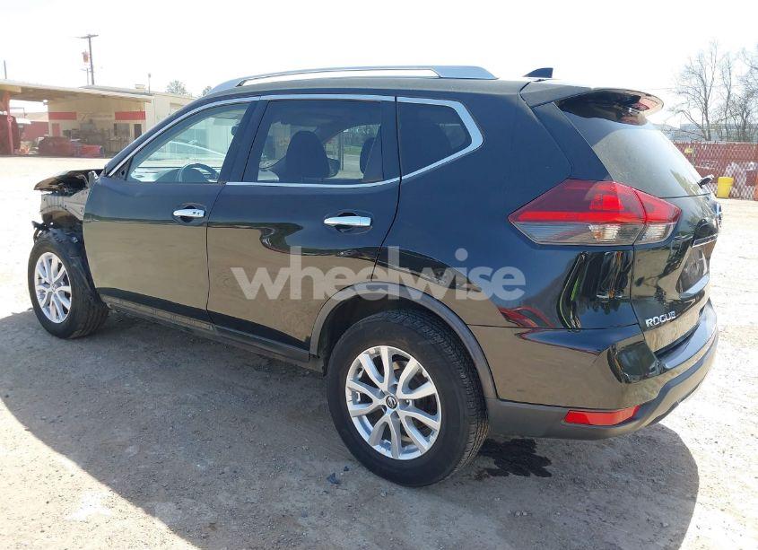 Photo 3 of 2018 Nissan Rogue SV (VIN JN8AT2MV5JW304375)