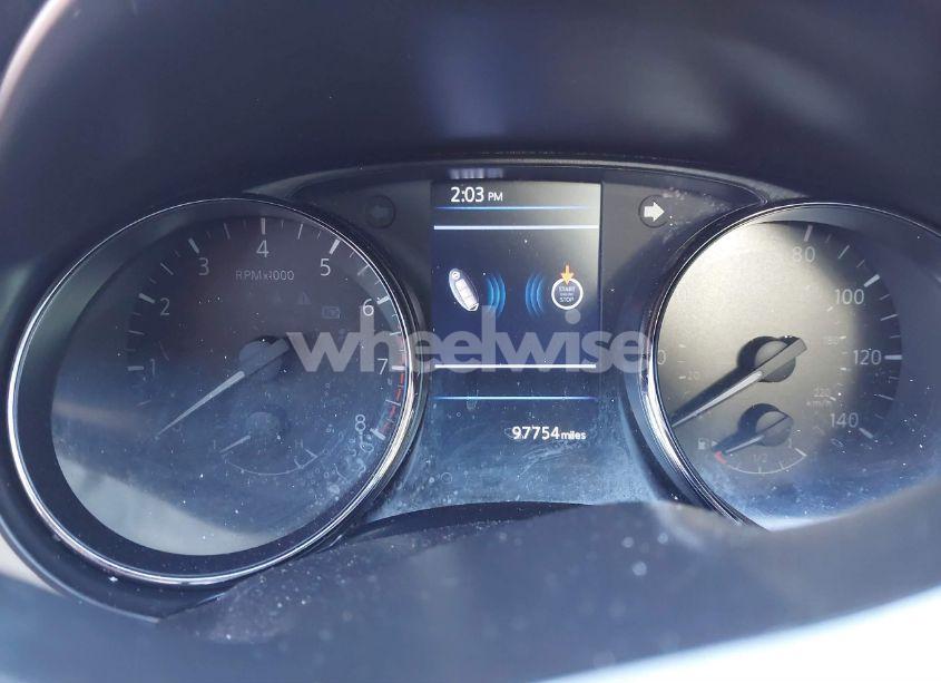 Photo 7 of 2018 Nissan Rogue SL (VIN JN8AT2MV5JW305431)