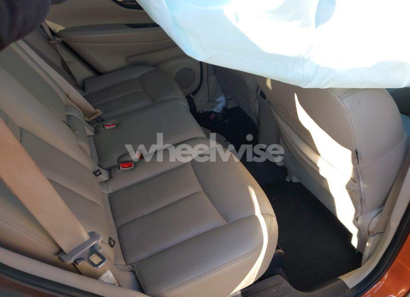 Photo 8 of 2018 Nissan Rogue SL (VIN JN8AT2MV5JW305431)