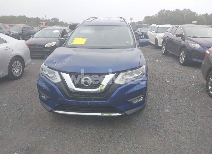 Photo 12 of 2018 Nissan Rogue SL (VIN JN8AT2MV5JW306983)