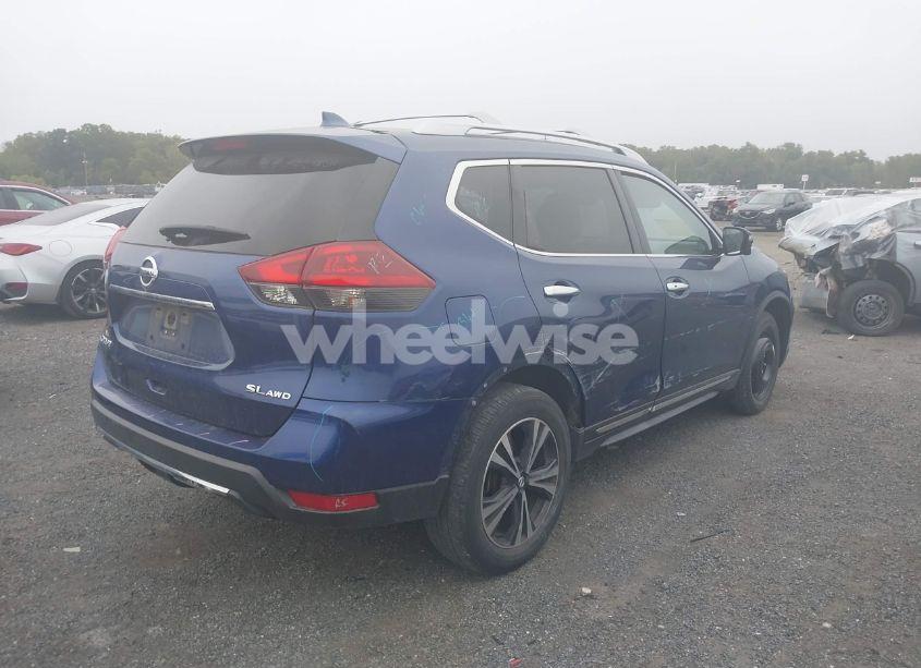Photo 4 of 2018 Nissan Rogue SL (VIN JN8AT2MV5JW306983)