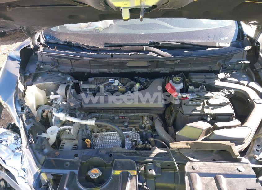 Photo 10 of 2018 Nissan Rogue S (VIN JN8AT2MV5JW309513)