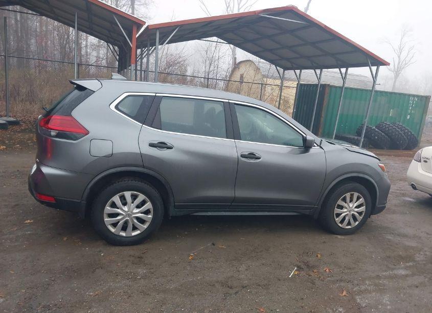 Photo 14 of 2018 Nissan Rogue S (VIN JN8AT2MV5JW314324)