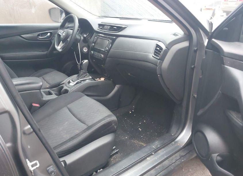 Photo 5 of 2018 Nissan Rogue S (VIN JN8AT2MV5JW314324)