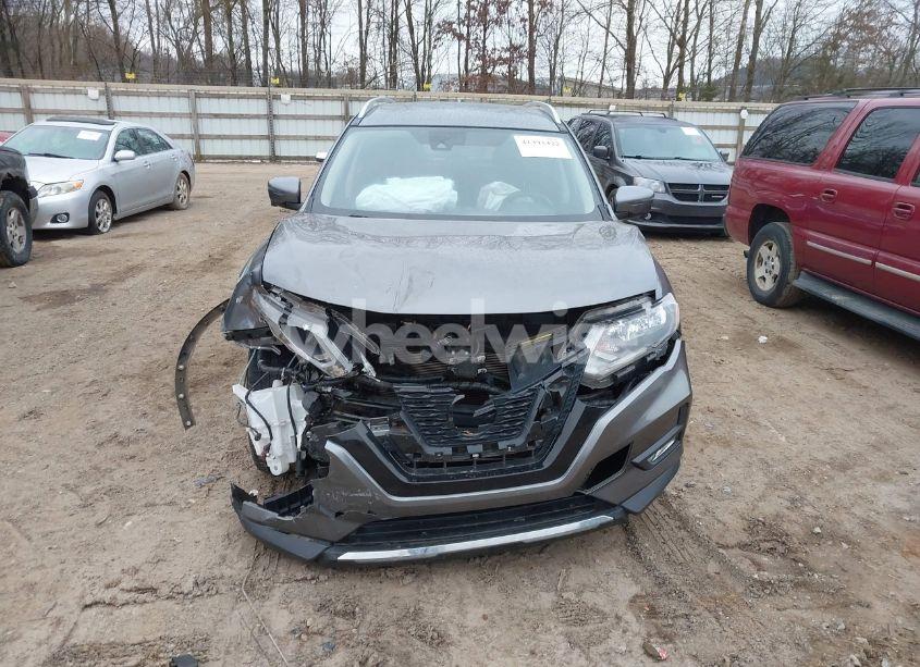 Photo 12 of 2019 Nissan Rogue SV (VIN JN8AT2MV5KW370992)