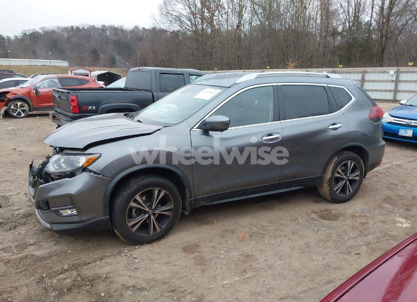 Photo 14 of 2019 Nissan Rogue SV (VIN JN8AT2MV5KW370992)