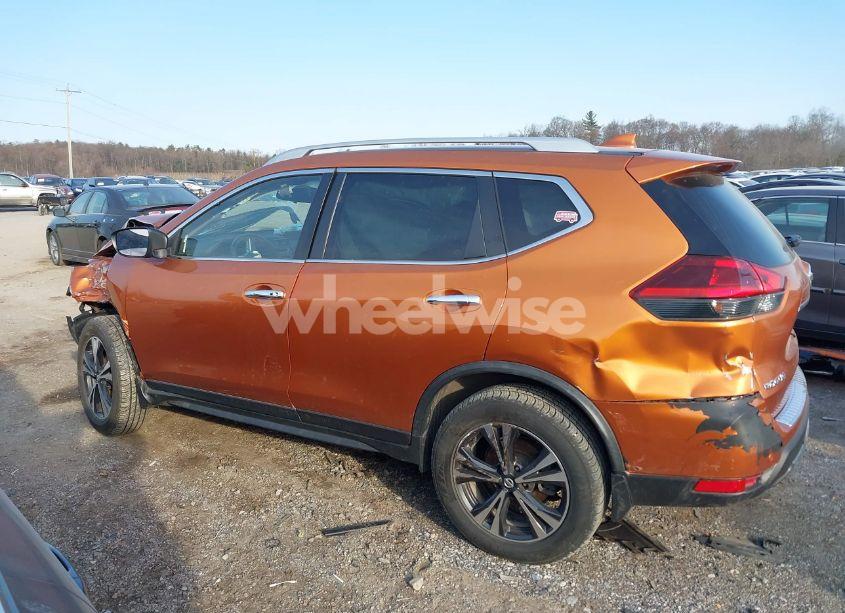 Photo 15 of 2019 Nissan Rogue SV (VIN JN8AT2MV5KW372712)