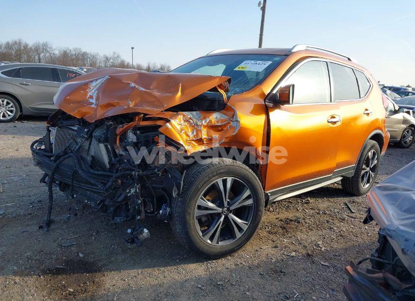 Photo 19 of 2019 Nissan Rogue SV (VIN JN8AT2MV5KW372712)