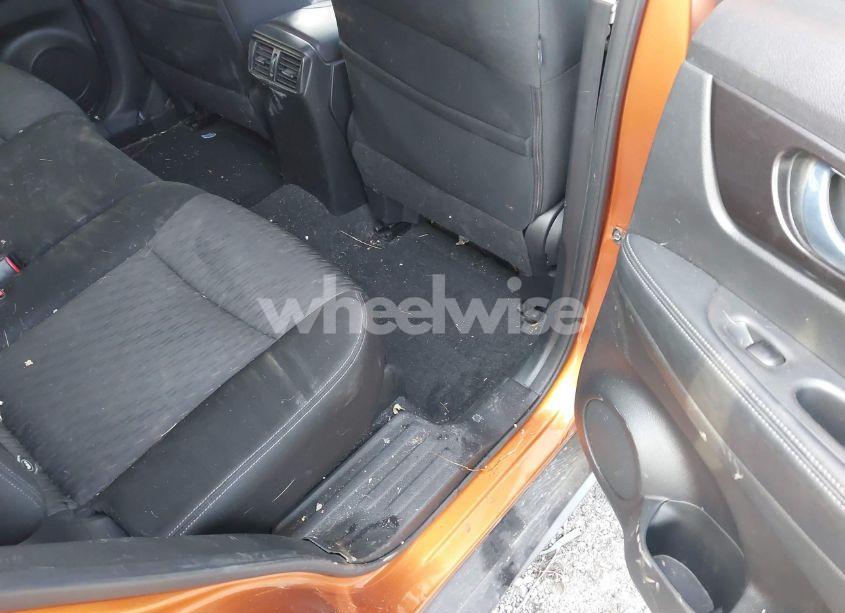 Photo 8 of 2019 Nissan Rogue SV (VIN JN8AT2MV5KW372712)