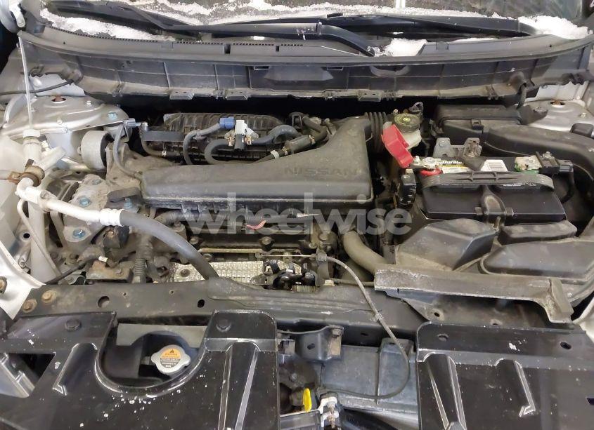 Photo 10 of 2019 Nissan Rogue SV (VIN JN8AT2MV5KW376498)