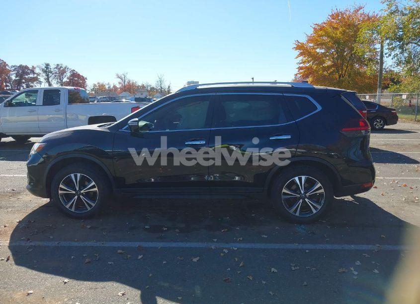 Photo 14 of 2019 Nissan Rogue SV (VIN JN8AT2MV5KW379398)