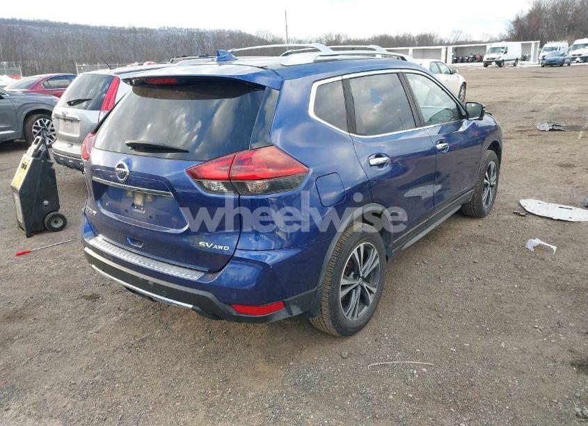 Photo 4 of 2019 Nissan Rogue SV (VIN JN8AT2MV5KW385749)