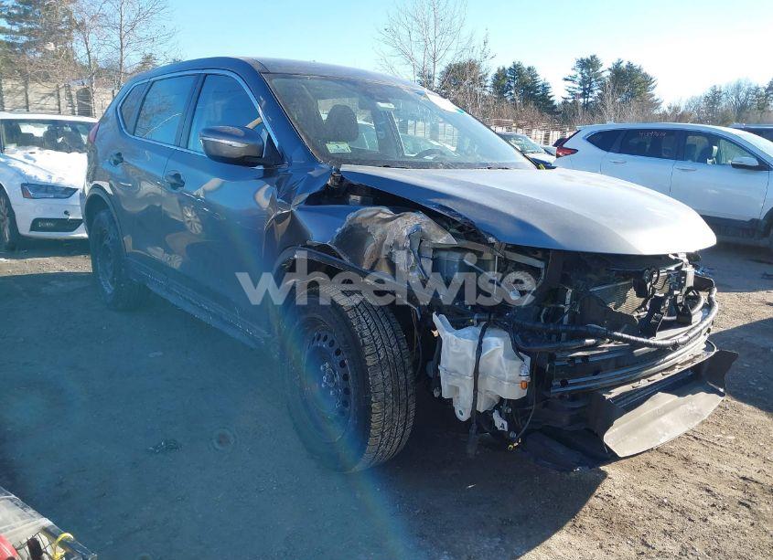 2019 Nissan Rogue S (VIN JN8AT2MV5KW389168) main photo