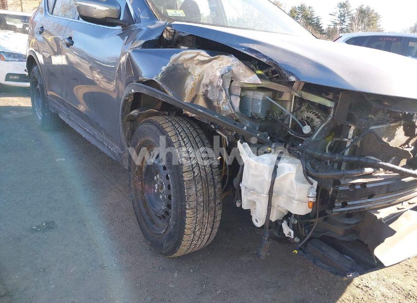 Photo 18 of 2019 Nissan Rogue S (VIN JN8AT2MV5KW389168)