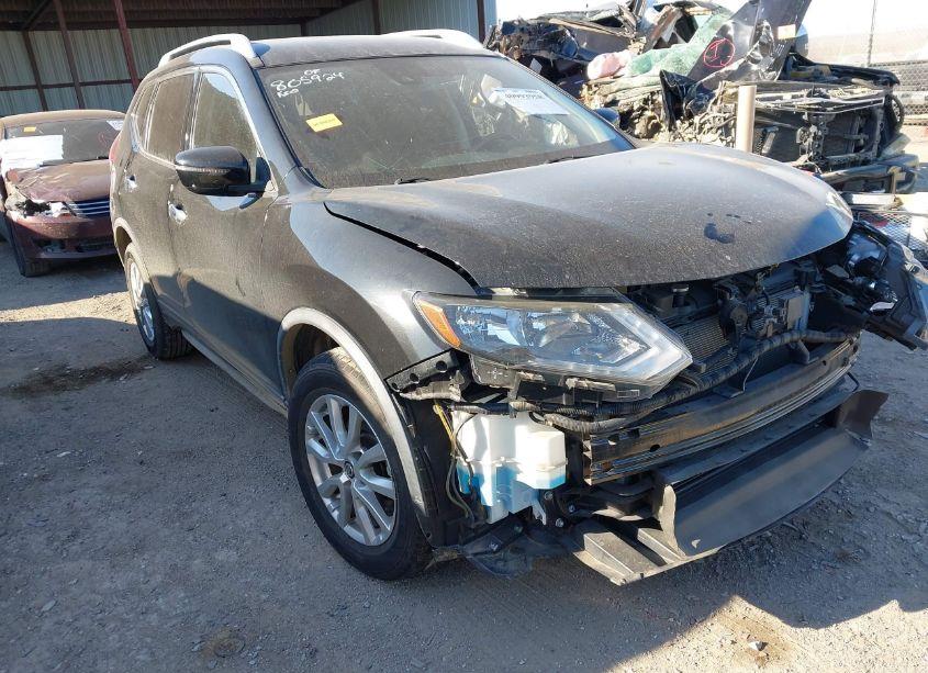 2019 Nissan Rogue SV (VIN JN8AT2MV5KW392197) main photo