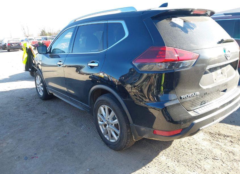 Photo 3 of 2019 Nissan Rogue SV (VIN JN8AT2MV5KW392197)