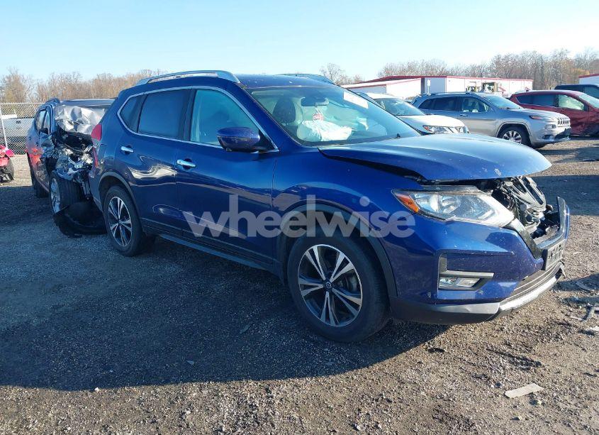 2019 Nissan Rogue SV (VIN JN8AT2MV5KW397027) main photo