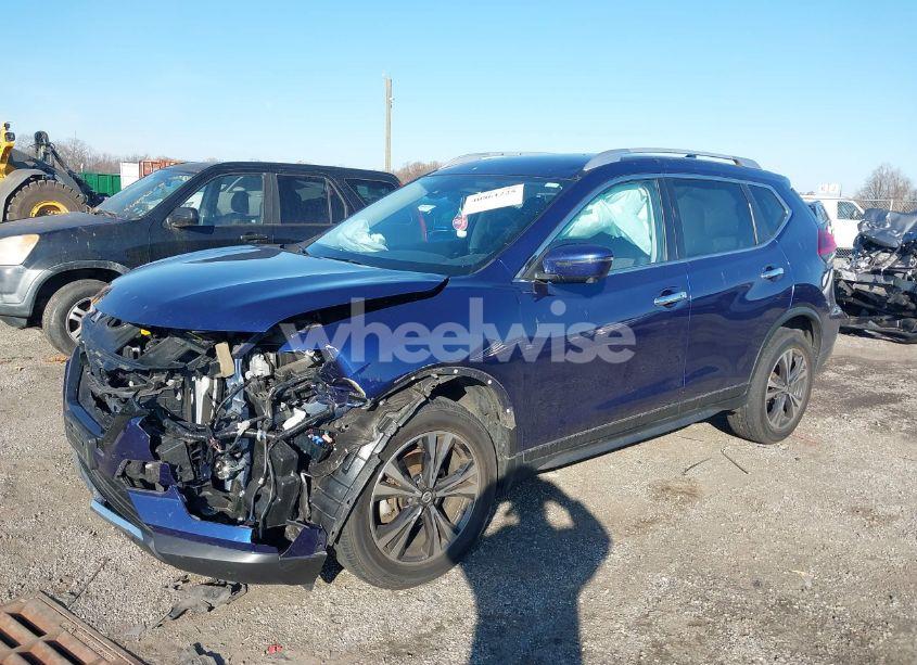 Photo 6 of 2019 Nissan Rogue SV (VIN JN8AT2MV5KW397027)