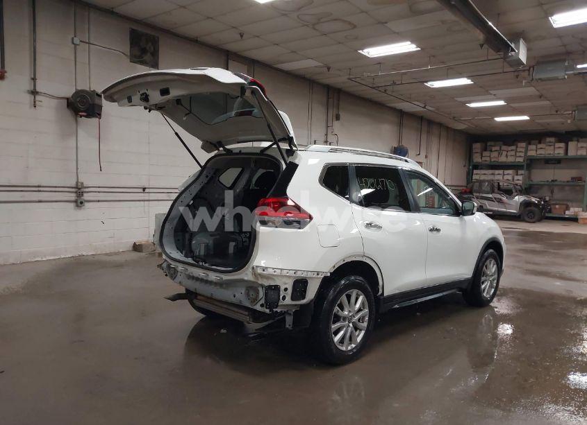 Photo 4 of 2020 Nissan Rogue S INTELLIGENT AWD (VIN JN8AT2MV5LW103689)