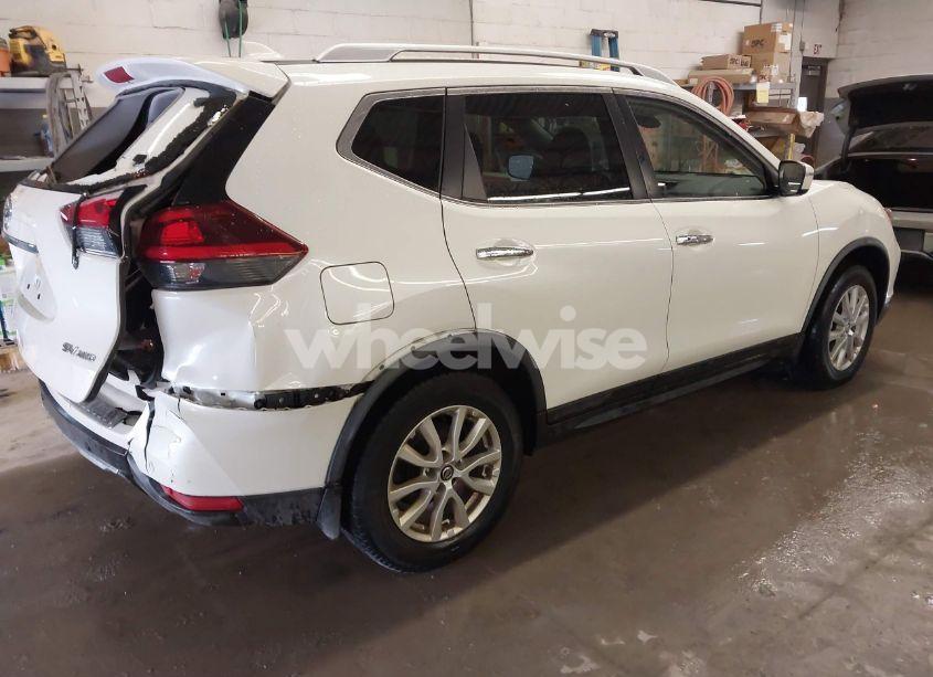 Photo 4 of 2020 Nissan Rogue SV INTELLIGENT AWD (VIN JN8AT2MV5LW124638)
