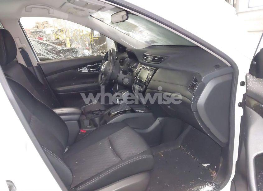 Photo 5 of 2020 Nissan Rogue SV INTELLIGENT AWD (VIN JN8AT2MV5LW124638)
