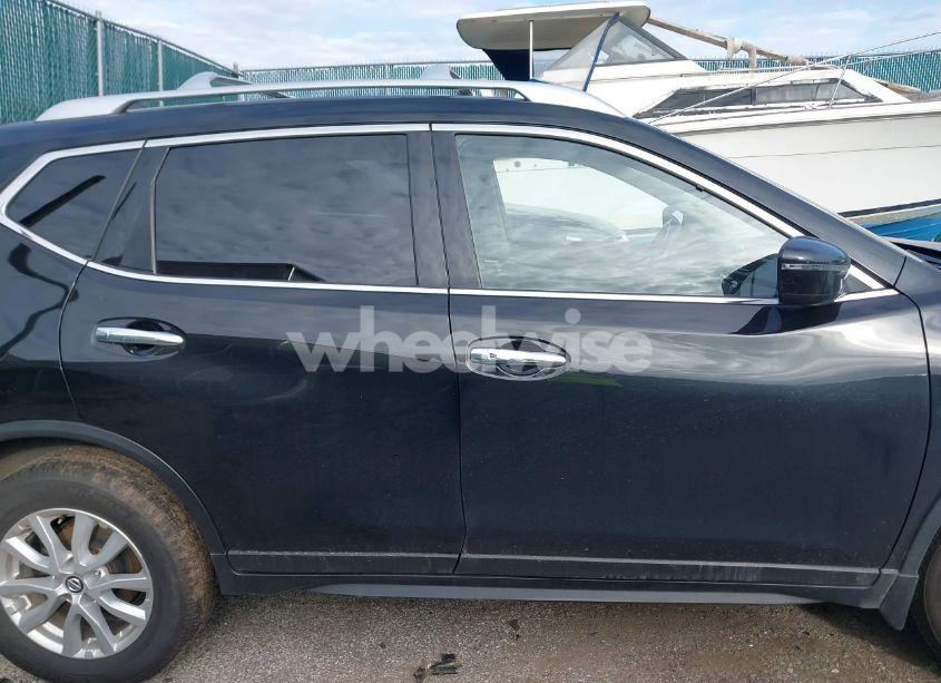 Photo 13 of 2020 Nissan Rogue SV INTELLIGENT AWD (VIN JN8AT2MV5LW135140)