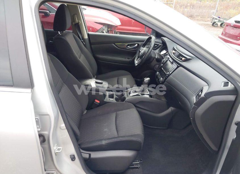 Photo 5 of 2020 Nissan Rogue SV INTELLIGENT AWD (VIN JN8AT2MV5LW137700)