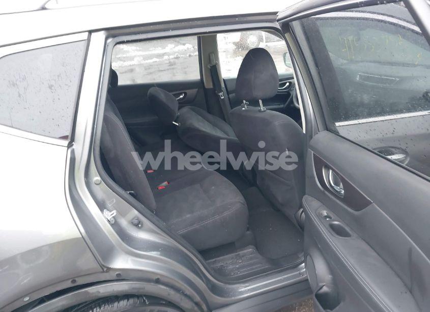 Photo 8 of 2016 Nissan Rogue SV (VIN JN8AT2MV6GW132589)