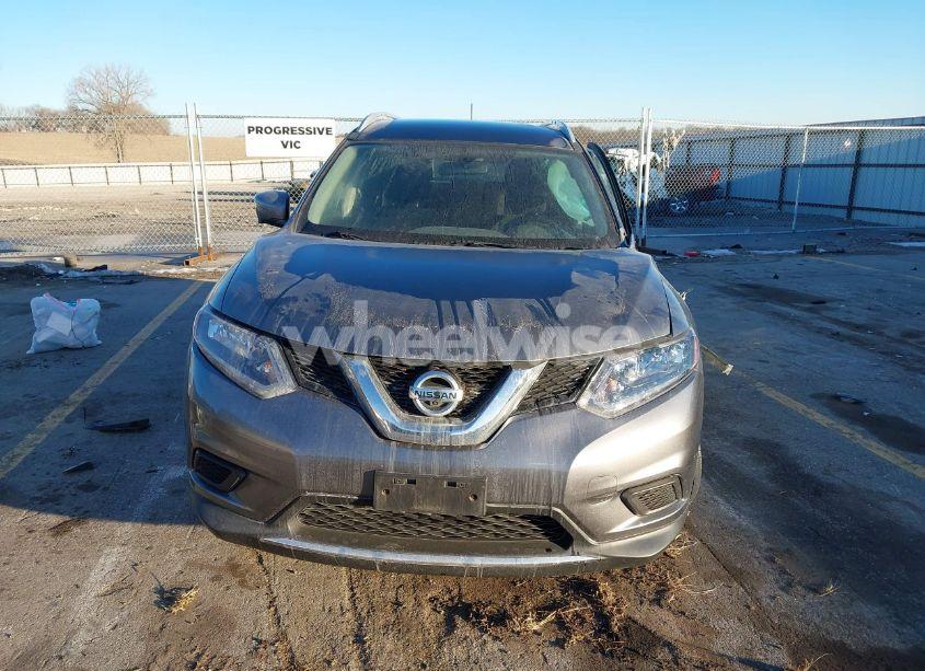 Photo 13 of 2016 Nissan Rogue SV (VIN JN8AT2MV6GW133676)