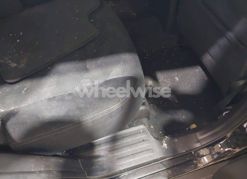 Photo 8 of 2016 Nissan Rogue S (VIN JN8AT2MV6GW136819)