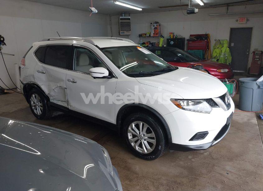 2016 Nissan Rogue SV (VIN JN8AT2MV6GW142300) main photo