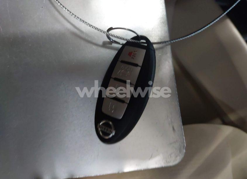 Photo 11 of 2016 Nissan Rogue SV (VIN JN8AT2MV6GW142300)