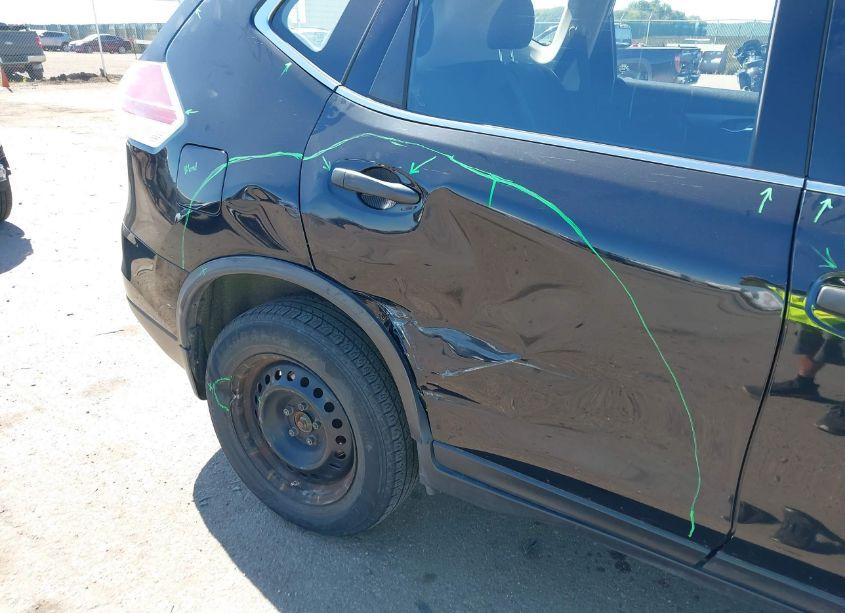 Photo 6 of 2016 Nissan Rogue S (VIN JN8AT2MV6GW143138)