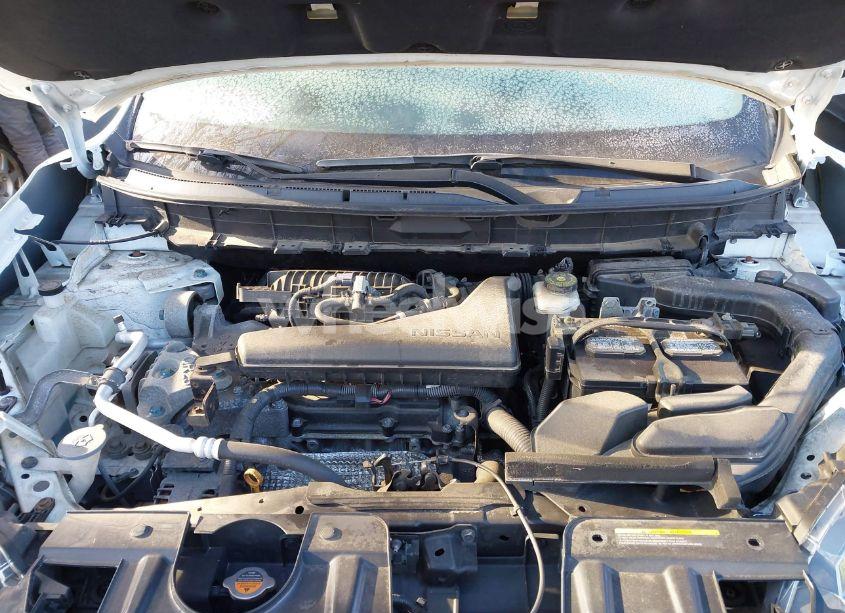 Photo 10 of 2017 Nissan Rogue S (VIN JN8AT2MV6HW012597)