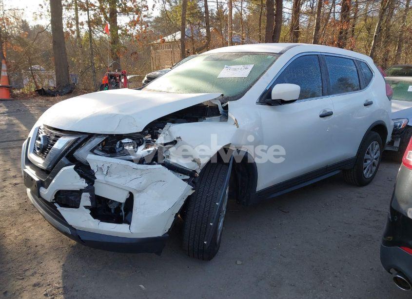 Photo 2 of 2017 Nissan Rogue S (VIN JN8AT2MV6HW012597)