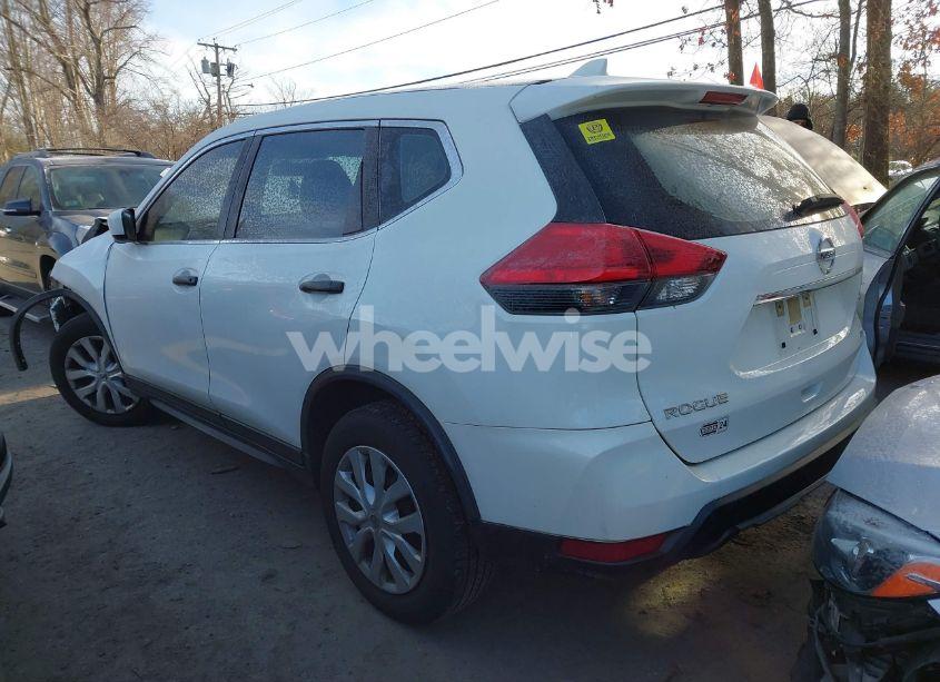 Photo 3 of 2017 Nissan Rogue S (VIN JN8AT2MV6HW012597)