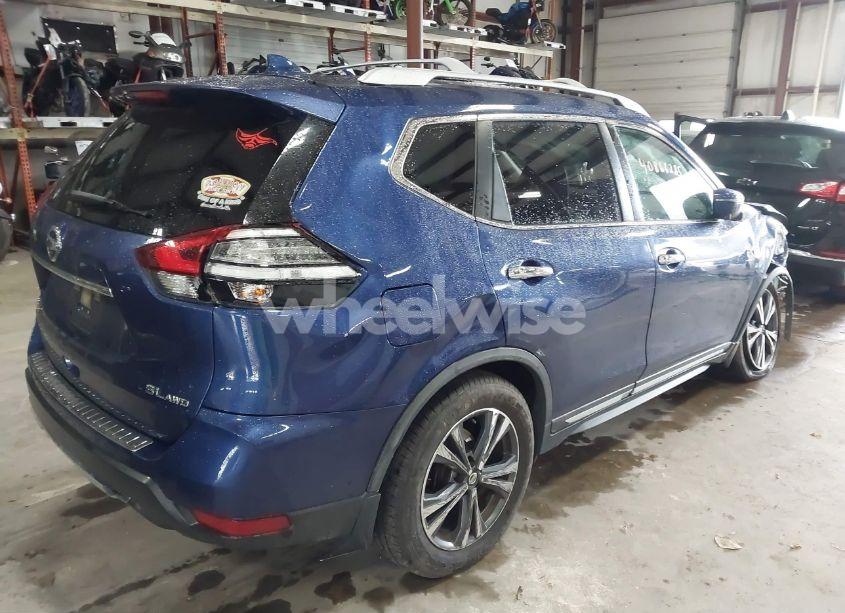 Photo 4 of 2017 Nissan Rogue SL (VIN JN8AT2MV6HW014365)