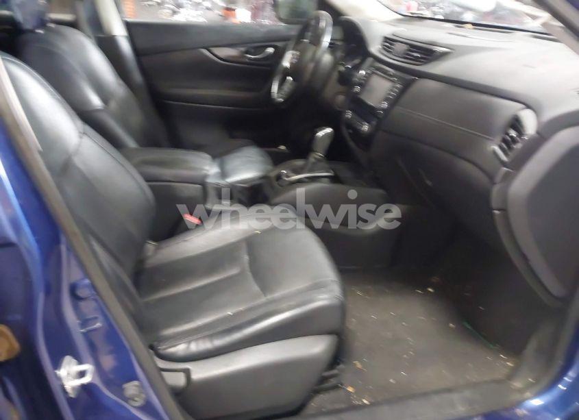 Photo 5 of 2017 Nissan Rogue SL (VIN JN8AT2MV6HW014365)