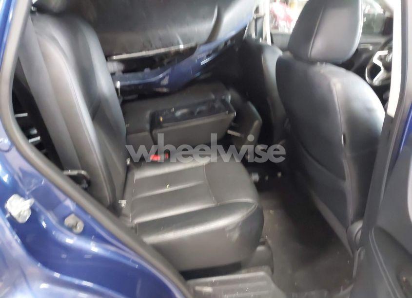 Photo 8 of 2017 Nissan Rogue SL (VIN JN8AT2MV6HW014365)