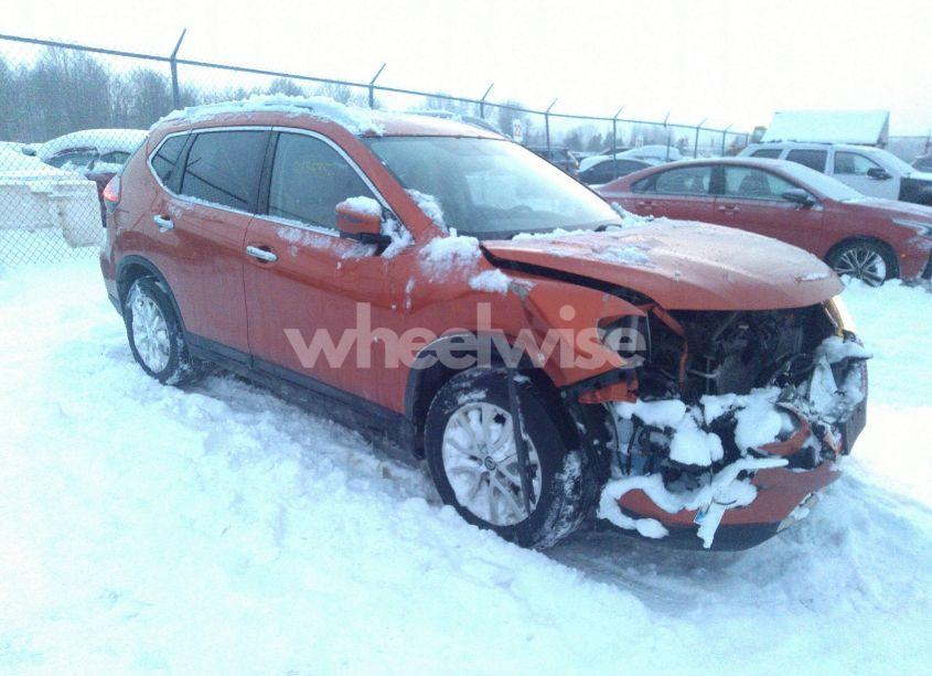 2017 Nissan Rogue SV (VIN JN8AT2MV6HW020408) main photo